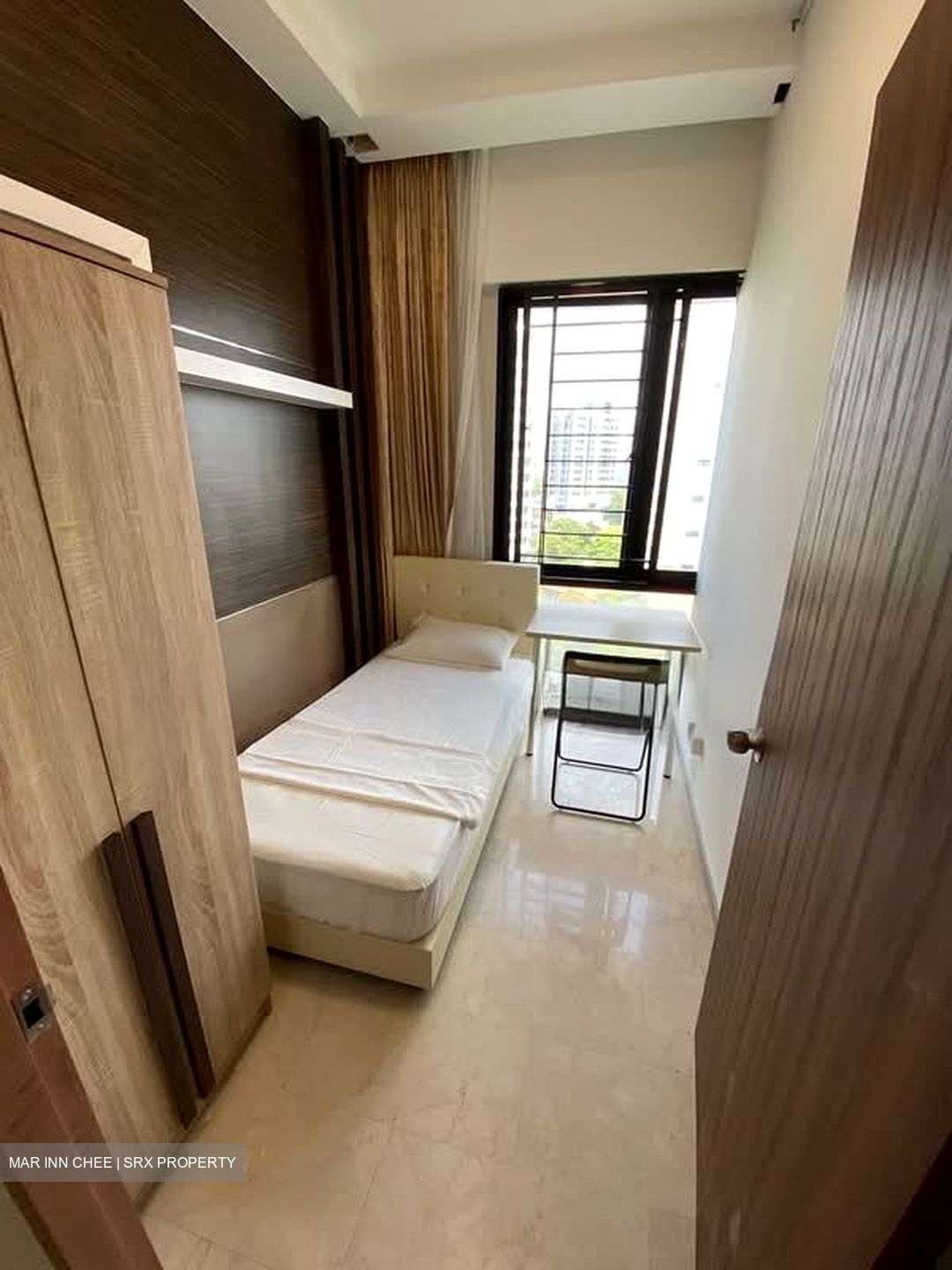 Simsville (D14), Condominium #576312011